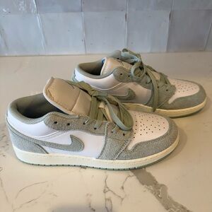 Nike White and Gray Women's Sneakers